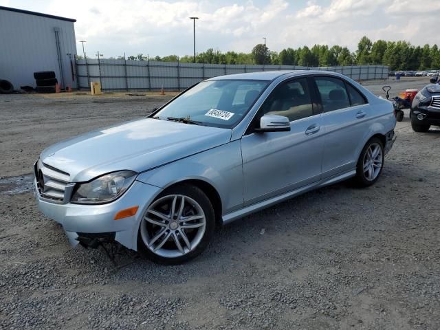 2013 Mercedes-Benz C 250