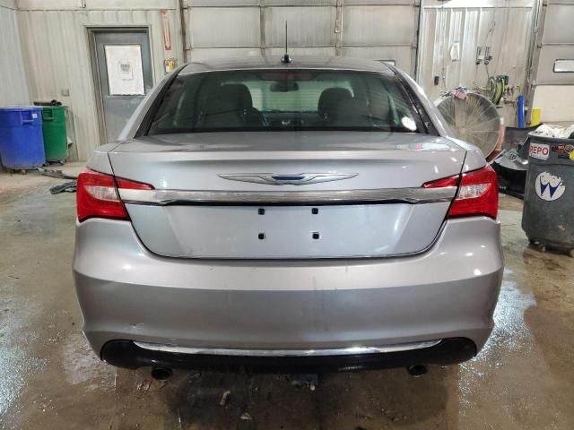 2013 Chrysler 200 Limited