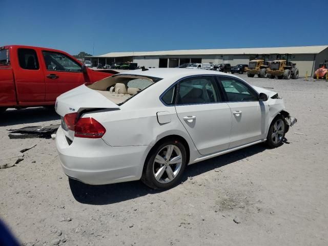 2014 Volkswagen Passat SE