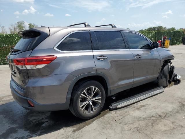 2019 Toyota Highlander LE