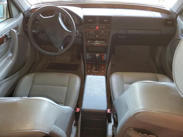 1999 Mercedes-Benz C 230