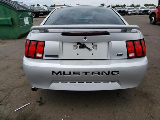 2004 Ford Mustang