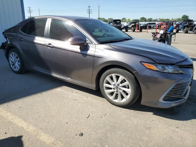 2022 Toyota Camry LE