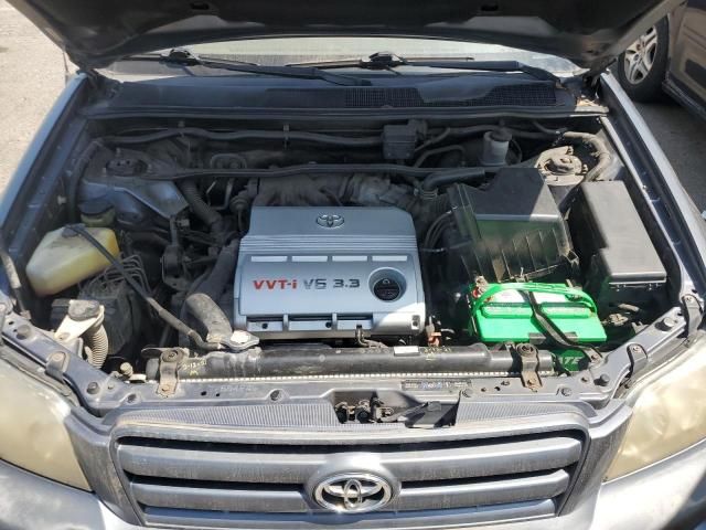 2004 Toyota Highlander Base