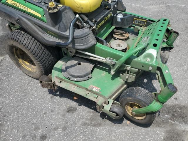 1999 John Deere Mower