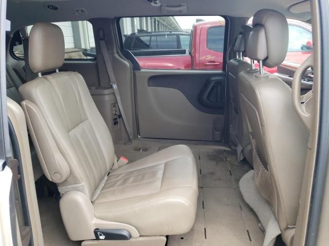 2015 Chrysler Town & Country Touring