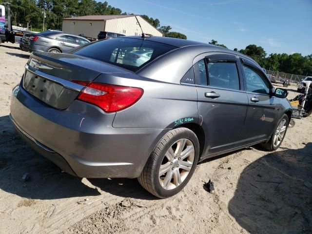 2013 Chrysler 200 Touring