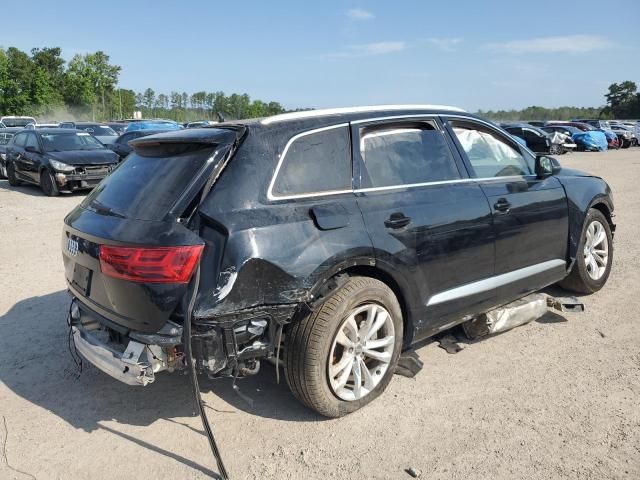 2019 Audi Q7 Premium Plus