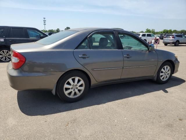 2004 Toyota Camry LE