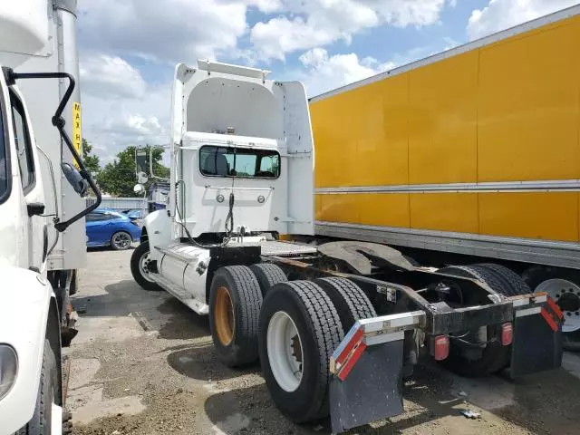 2014 Peterbilt 382