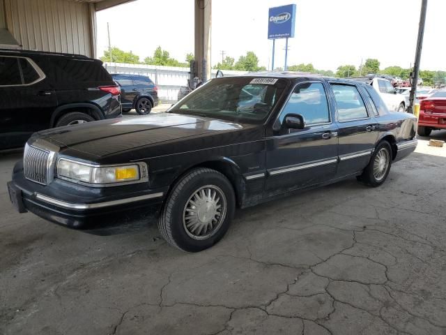 1997 Lincoln Town Car Signature