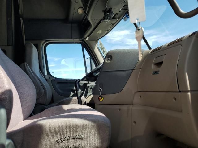 2016 Freightliner Cascadia 125