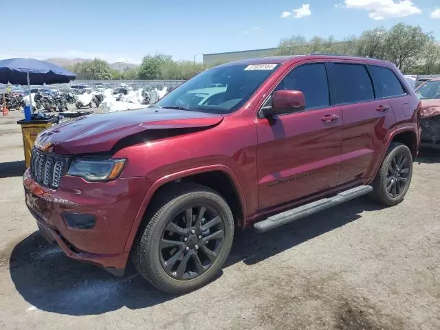 2020 Jeep Grand Cherokee Laredo