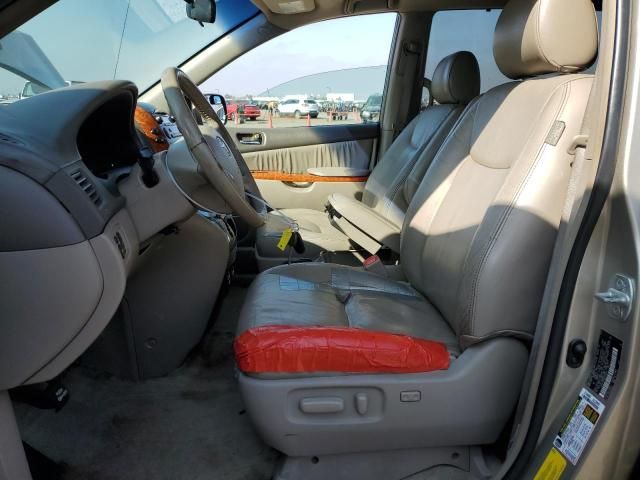 2008 Toyota Sienna XLE