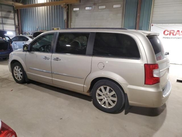 2012 Chrysler Town & Country Touring L