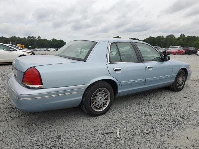 2002 Ford Crown Victoria