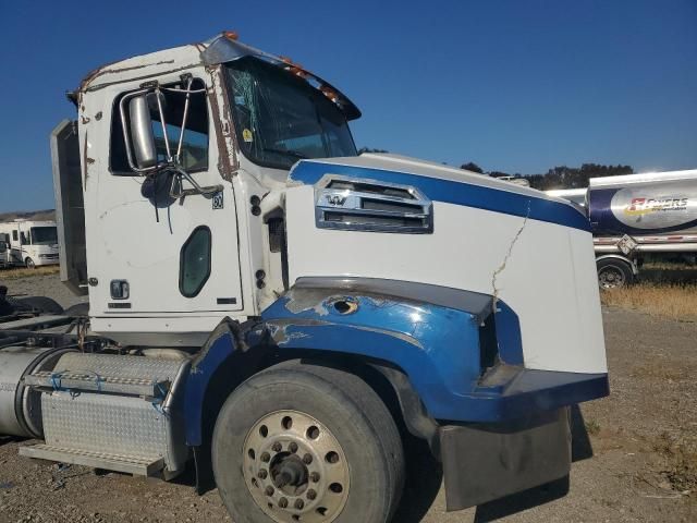 2015 Western Star Conventional 4700SB