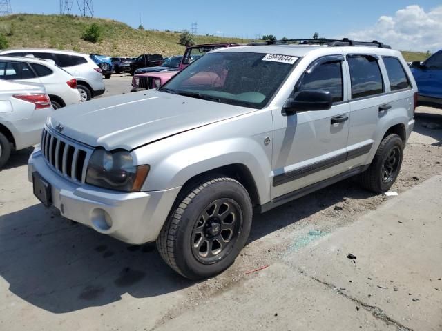 2005 Jeep Grand Cherokee Laredo