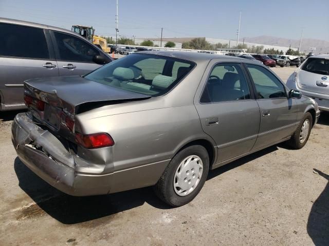 1999 Toyota Camry LE