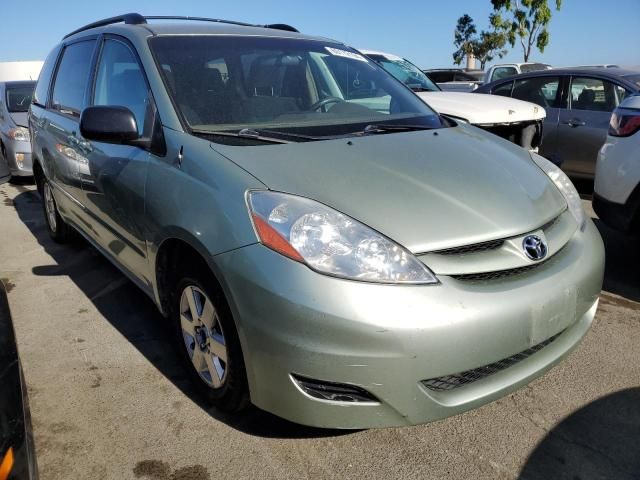 2008 Toyota Sienna CE