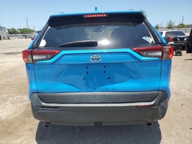 2020 Toyota Rav4 LE