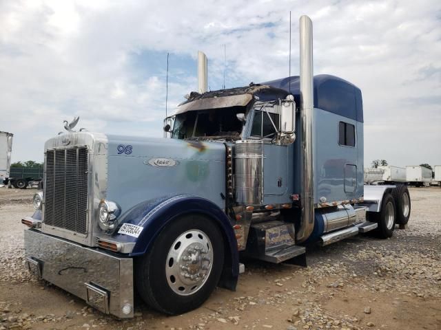 2002 Peterbilt 379