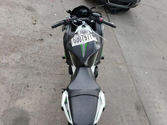 2022 Kawasaki EX650 M