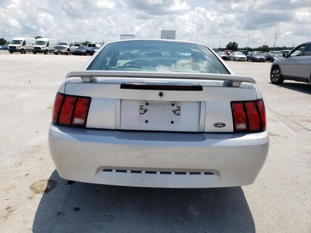 2004 Ford Mustang