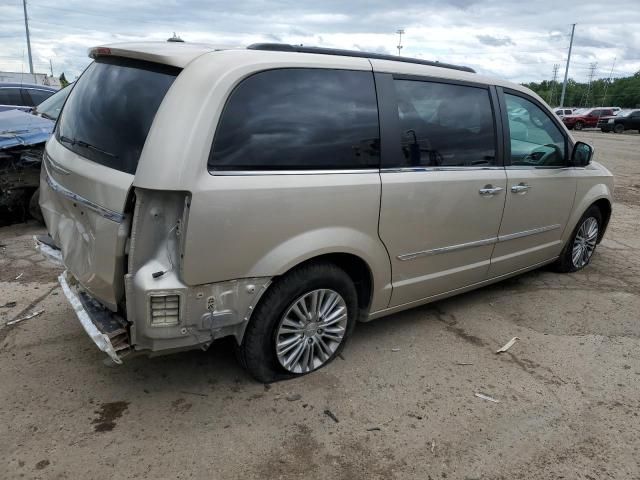 2016 Chrysler Town & Country Touring L