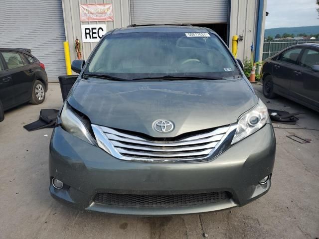 2011 Toyota Sienna XLE