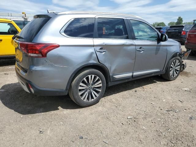 2020 Mitsubishi Outlander SE