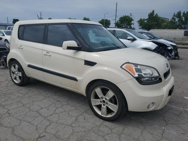 2011 KIA Soul +