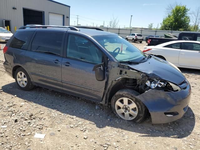 2009 Toyota Sienna CE