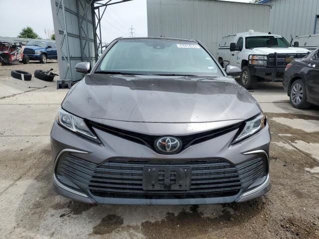 2022 Toyota Camry LE