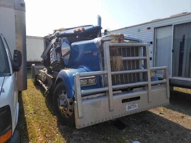 2023 Kenworth Construction W900