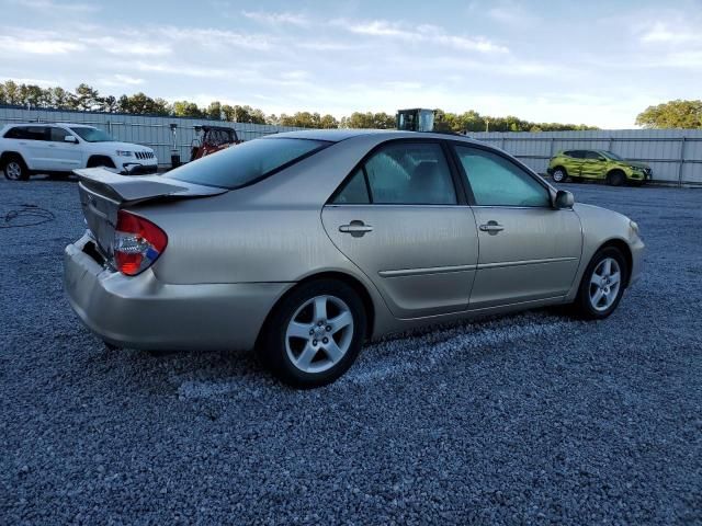 2004 Toyota Camry SE