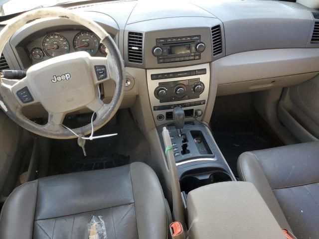 2005 Jeep Grand Cherokee Laredo