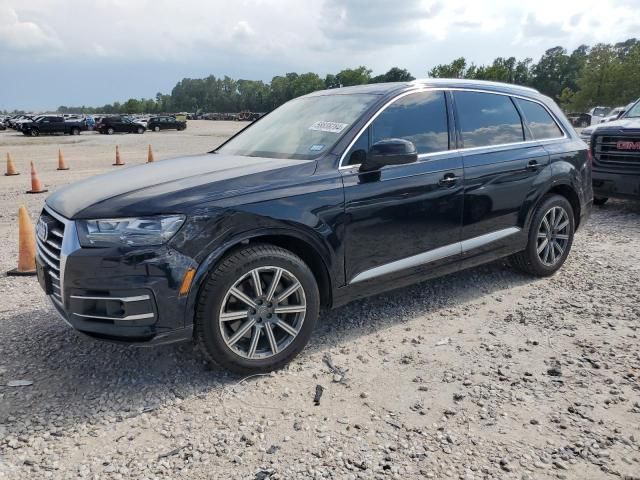 2018 Audi Q7 Premium Plus