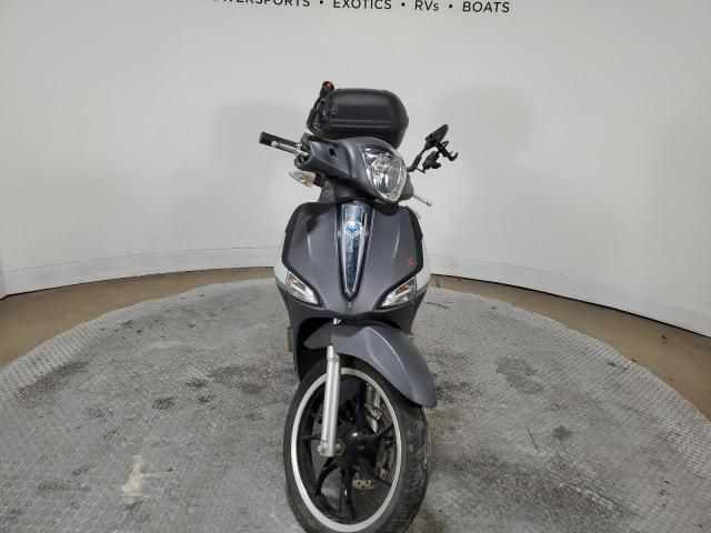 2020 Vespa LX150-S