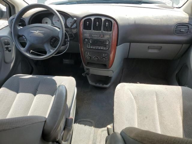 2006 Chrysler Town & Country