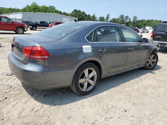 2013 Volkswagen Passat SE