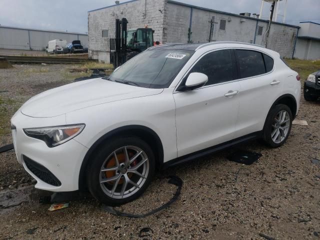 2018 Alfa Romeo Stelvio TI Luxury