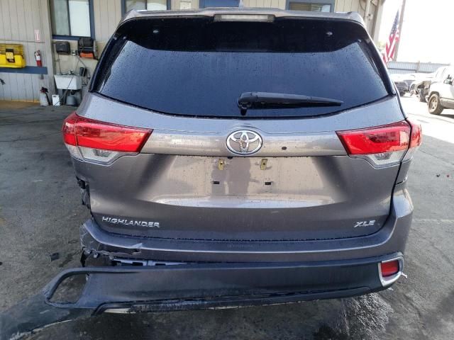 2018 Toyota Highlander SE