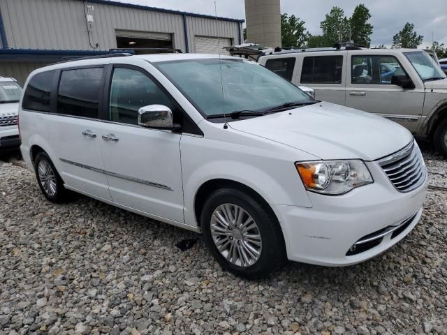 2016 Chrysler Town & Country Touring L