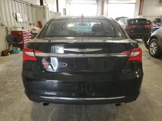 2013 Chrysler 200 LX