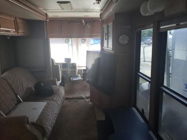 2006 Workhorse Custom Chassis Motorhome Chassis W24