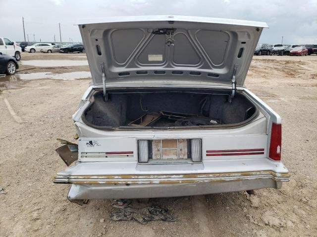 1987 Cadillac Fleetwood Delegance