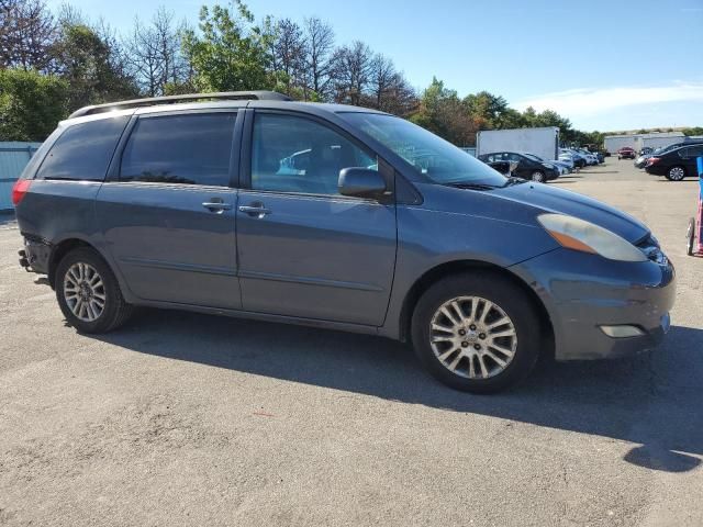 2008 Toyota Sienna XLE