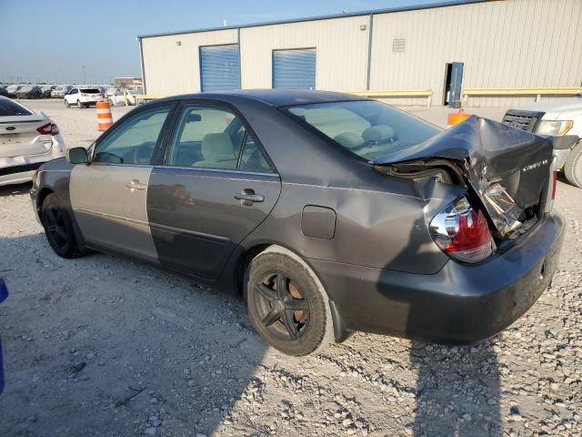 2005 Toyota Camry LE