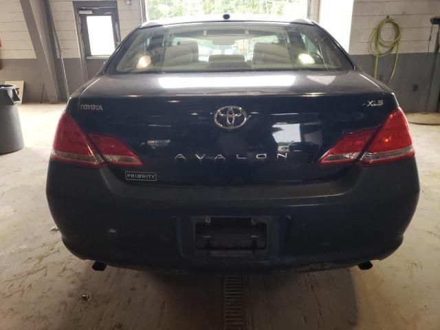 2010 Toyota Avalon XL